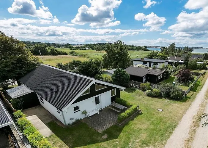 Filisha - 200m From The Sea By Interhome *